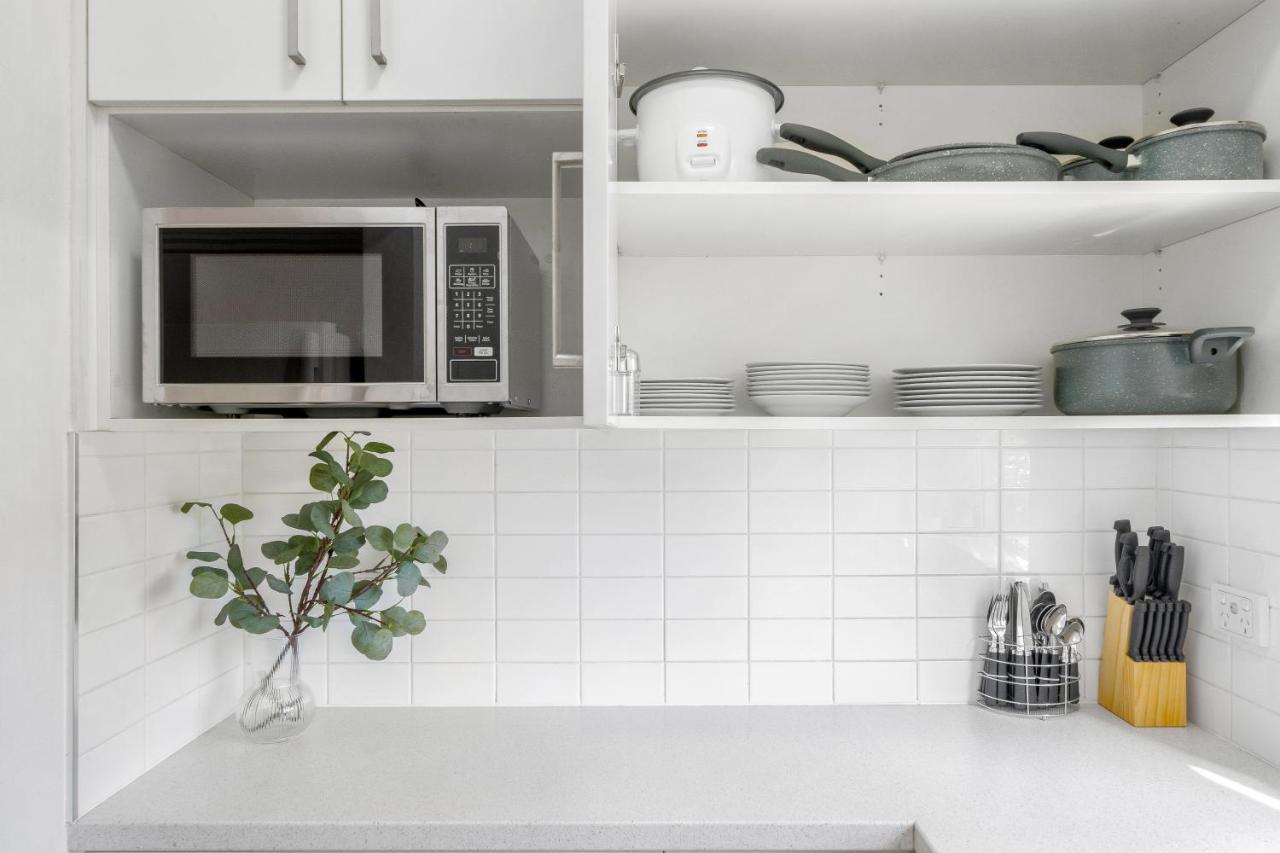 Burwood Newly Renovated 2 Bedroom Apartment Σίδνεϊ Εξωτερικό φωτογραφία